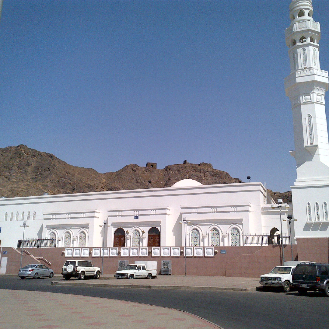 المساجد السبعة ومسجد الخندق